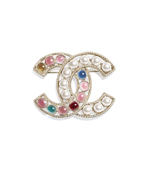 broche chanel fantaisie|Chanel costume jewelry.